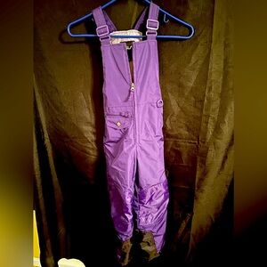 Girls TSLA snow bib. Purple. Size XS.